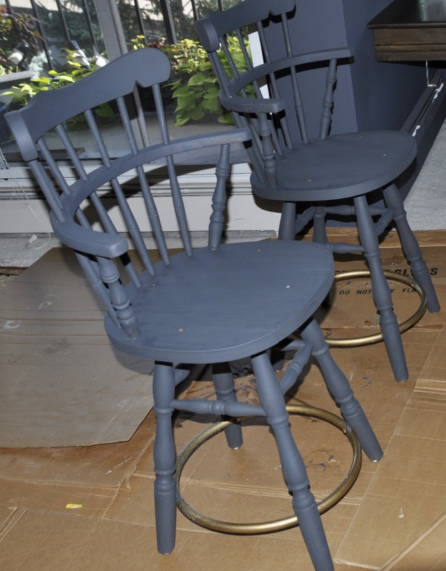 Chalk pain without stain